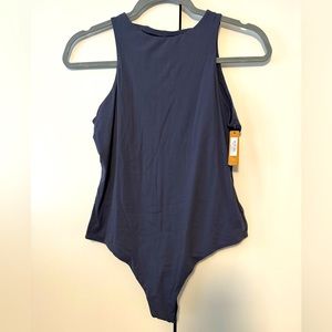 NWT SKIMS fits everybody high neck bodysuit